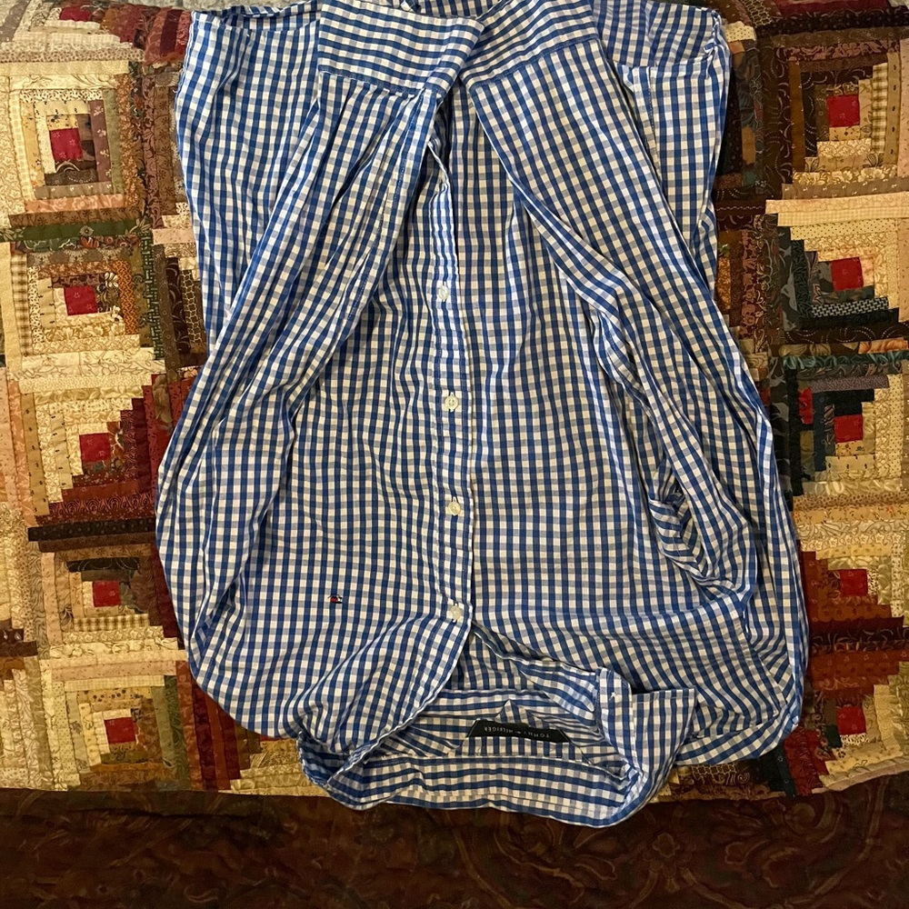 Tommy hillfinger dress shirt L